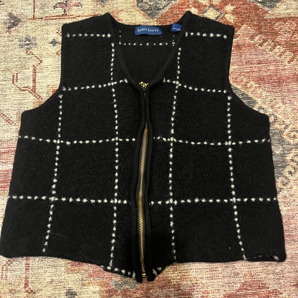 Karen Scott Jackets & Blazers - Kendra Scott Wool Vest